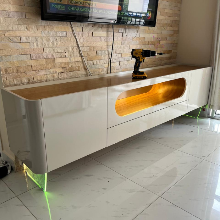 montagem de rack e fixação de tv